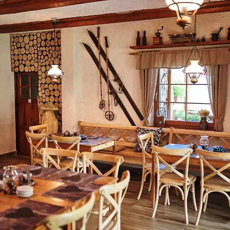 & Restaurant Krakonos 3* Harrachov