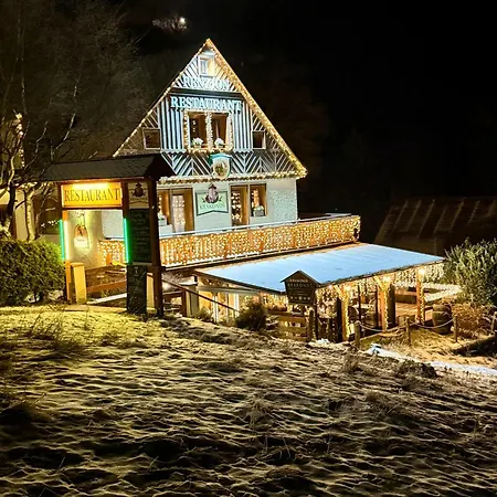 & Restaurant Krakonos Maison d'hôtes Harrachov
